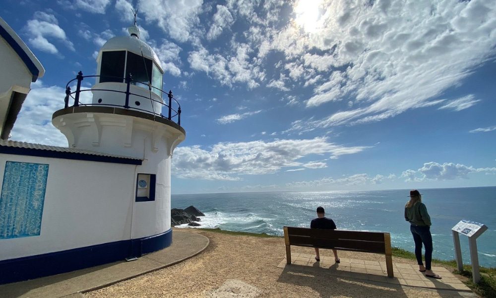 Stand at Tacking Point Lighthouse