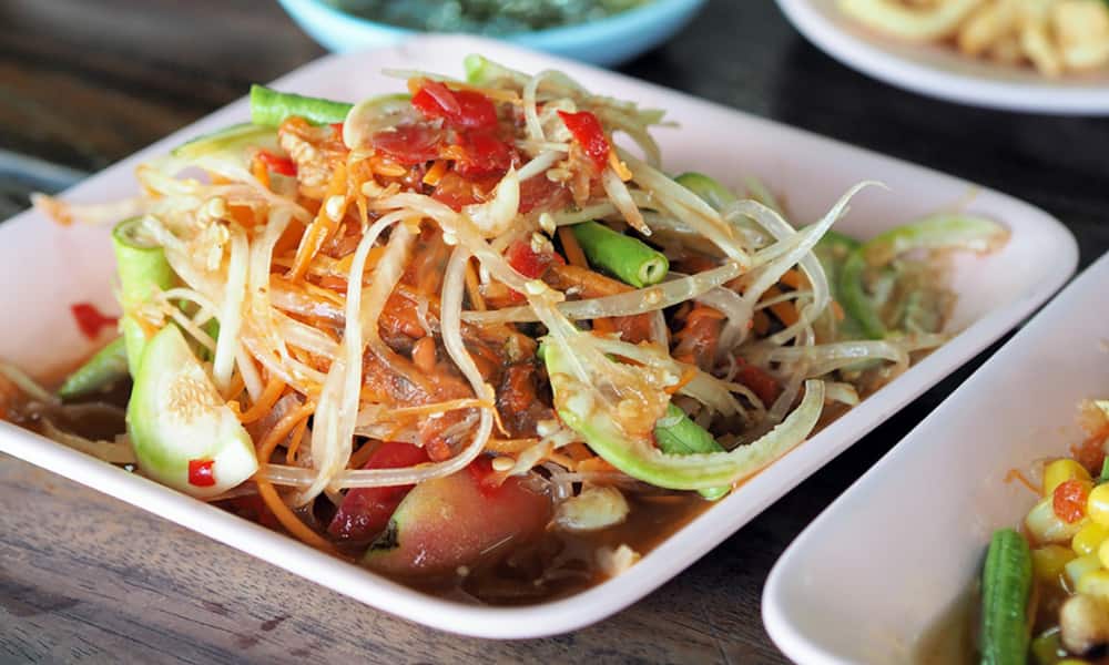 Som Tam thai dish