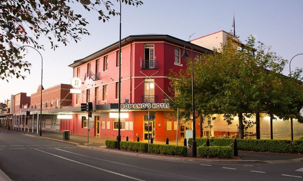 ROMANO'S HOTEL NSW