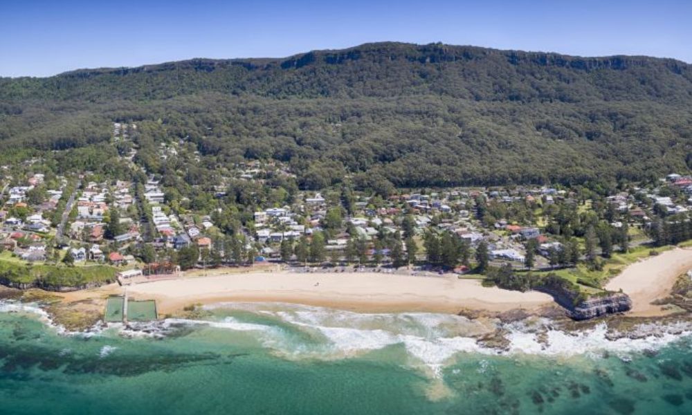 Thirroul Beach