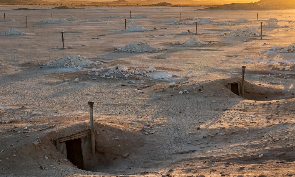 Mullock heaps and dugout ventilation shafts on the Moon Plain near Coober Pedy